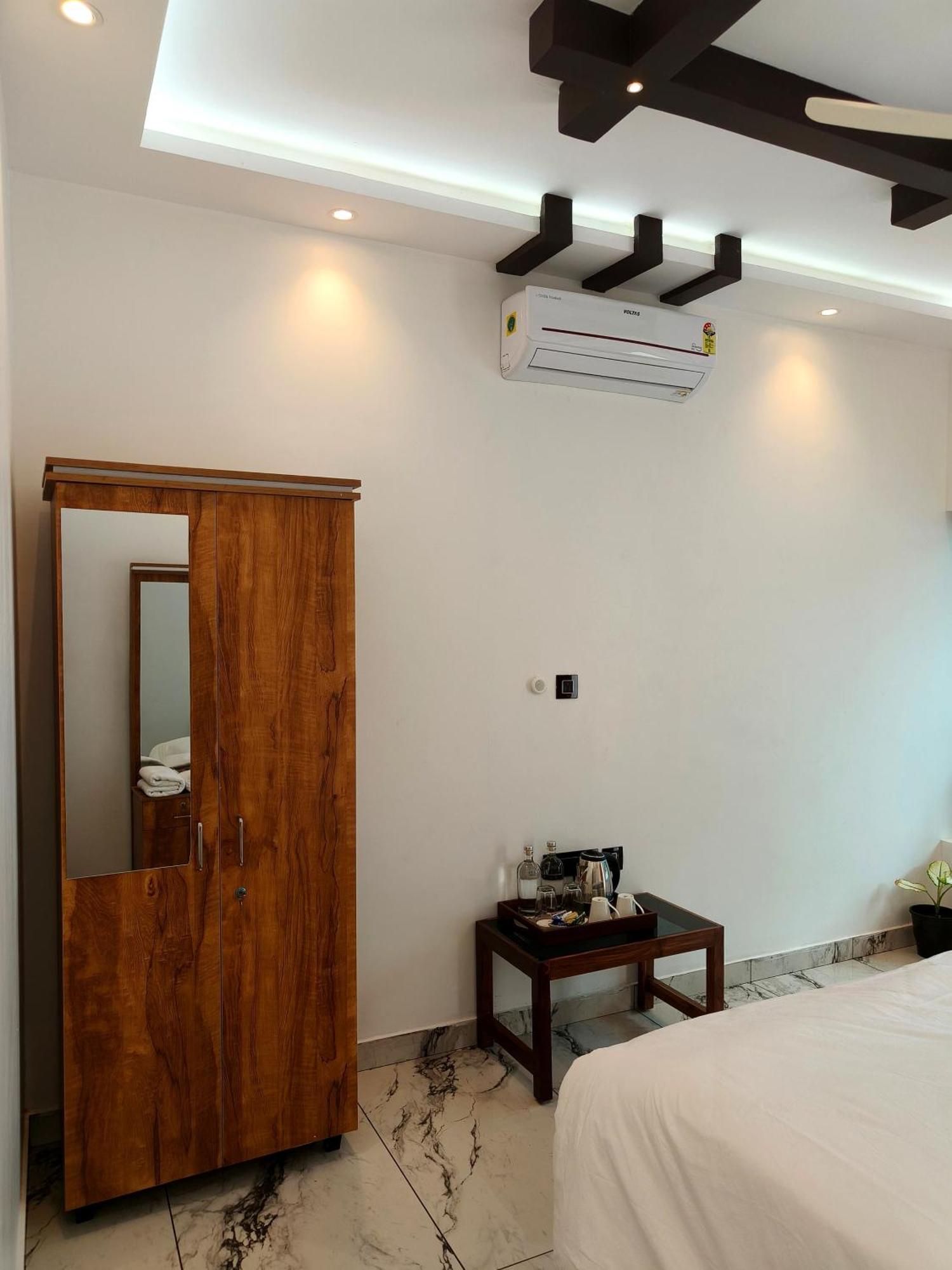 Wavealokam Beach Retreat Varkala Exterior foto